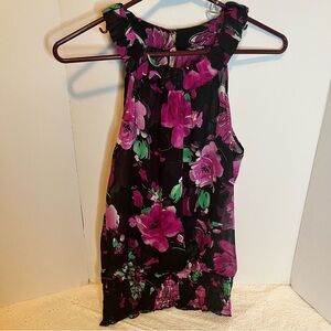 Maurice’s black shear floral tank top